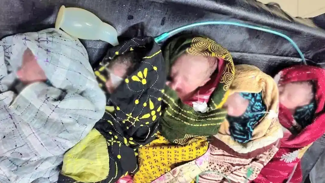 একসঙ্গে ৫ সন্তানের জন্ম দিয়েছেন পটুয়াখালীর বাউফলের গৃহবধূ