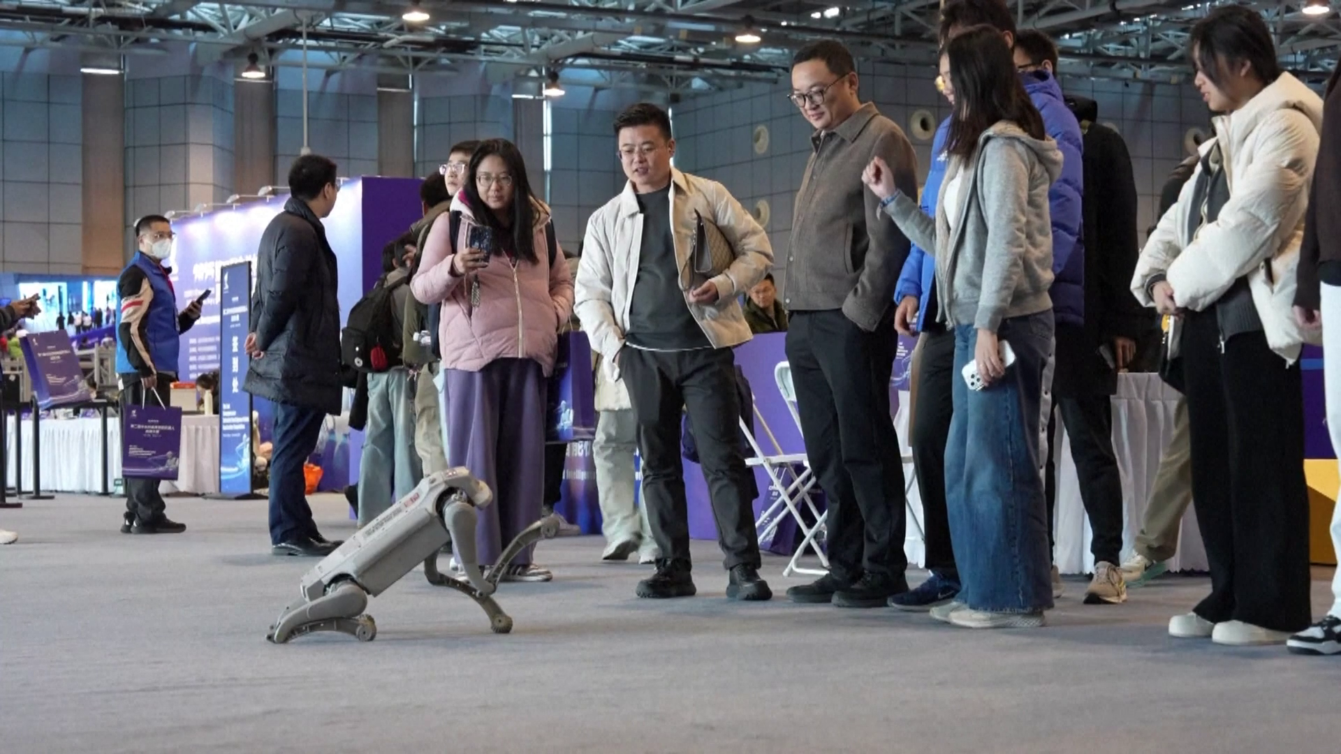 বুদ্ধিমান রোবট প্রতিযোগিতার ‍চূড়ান্ত পর্ব শেষ হলো বেইজিংয়ে