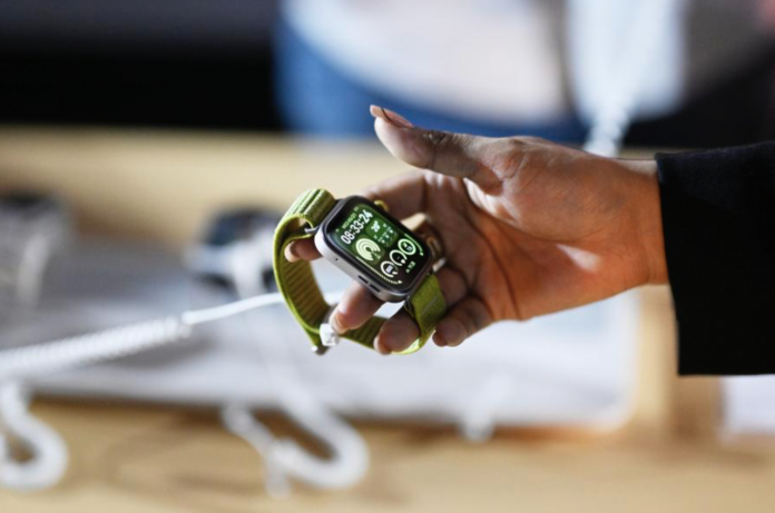 হুয়াওয়ের স্মার্ট পরিধানযোগ্য ডিভাইসে আসছে হুইলচেয়ার মোড