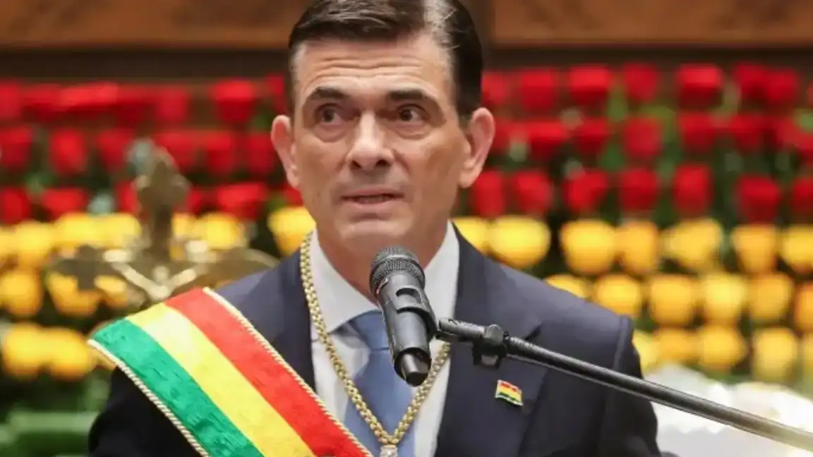 বলিভিয়ার নতুন প্রেসিডেন্টের অভিষেক অনুষ্ঠানে সি চিন পিংয়ের বিশেষ দূত