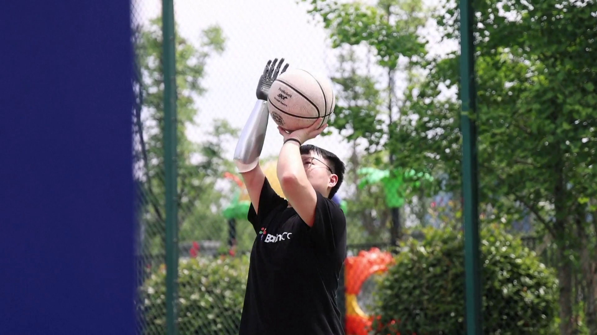 এআই সাইন ল্যাঙ্গুয়েজ থেকে বায়োনিক অঙ্গ : ক্রীড়ায় প্রতিবন্ধীদের জন্য চীনের যত প্রযুক্তি