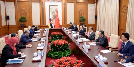 ব্রুনাই এবং চীনা পররাষ্ট্রমন্ত্রীদ্বয়ের বৈঠক অনুষ্ঠিত