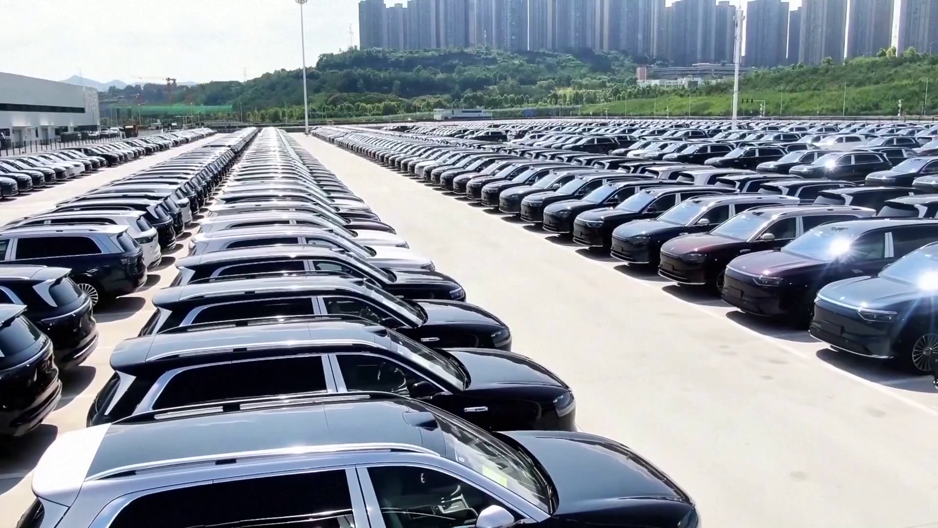 চীনের গাড়ি খাতে নভেম্বরে রেকর্ড