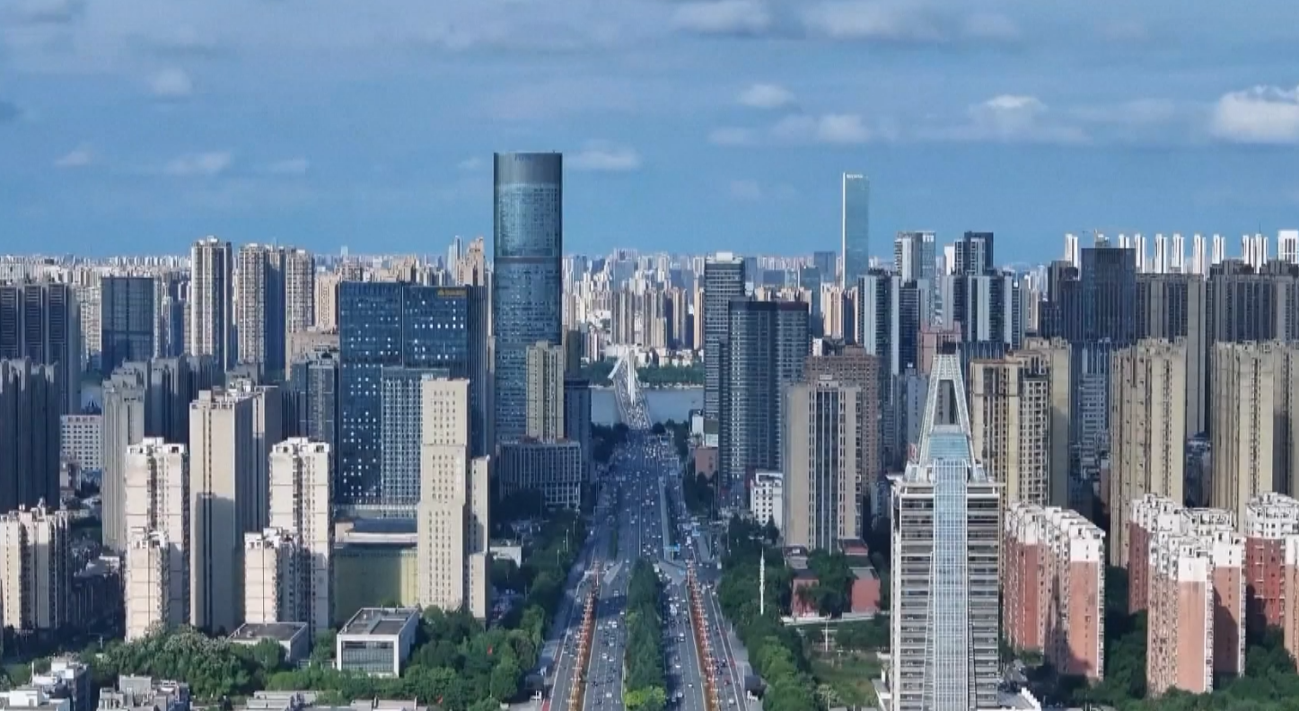 ১১ মাসে স্থিতিশীল চীনের শিল্প অর্থনীতি