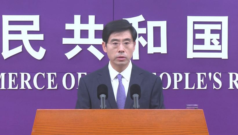 সিকে হাচিসনের বিদেশি বন্দর চুক্তি আইন অনুযায়ী পর্যালোচনা করবে চীন: মুখপাত্র