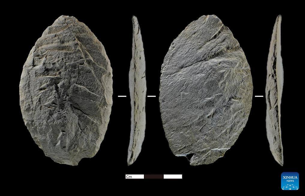 সিচাং মালভূমির ৪৩০০ মিটার উচ্চতায় আদিম মানুষের বসতির খোঁজ