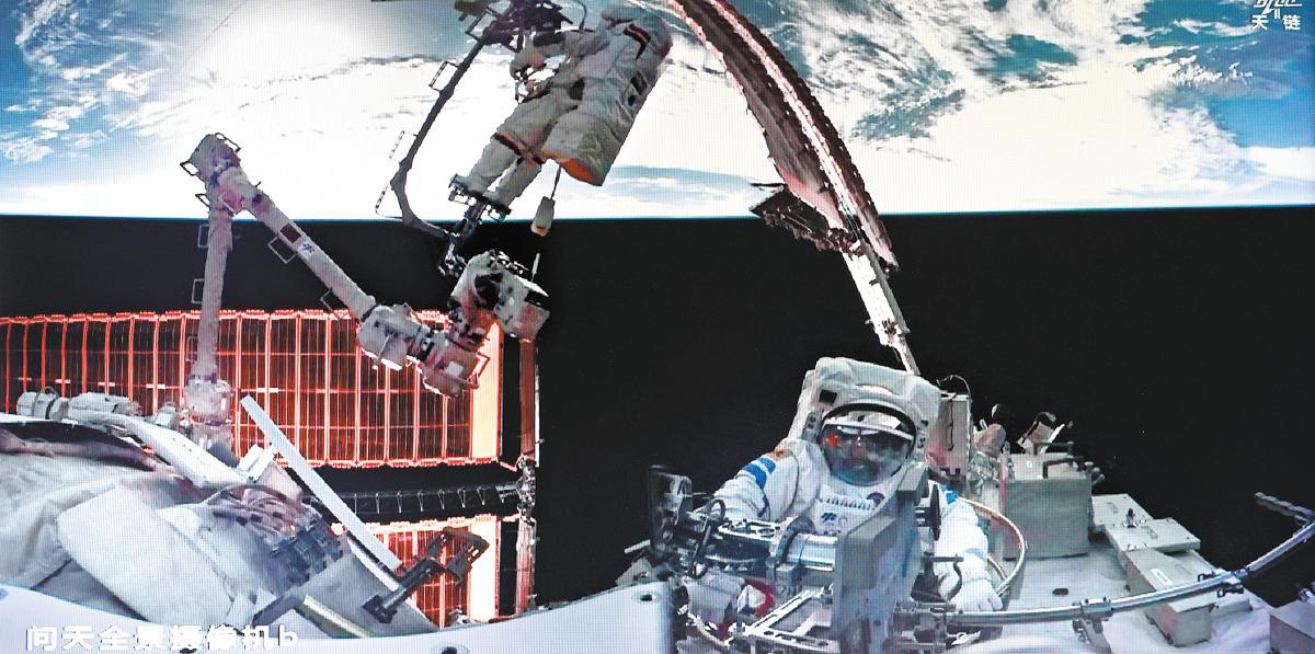 কক্ষপথে চীনের ২৬৫ গবেষণা