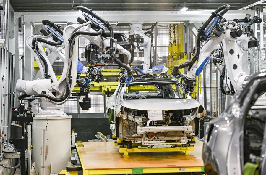 ২০২৫ সালে চীনের শিল্প উত্পাদন ৫ দশমিক ৯ শতাংশ বেড়েছে