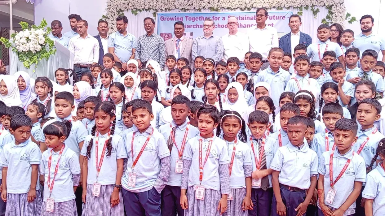 গাজীপুরে টেকসই ভবিষ্যতের পথে একসাথে এগিয়ে চলা বানিয়ারচালা স্কুল উন্নয়ন প্রকল্প