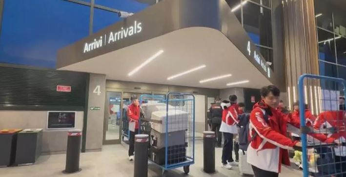 শীতকালীন অলিম্পিকে অংশ নিতে মিলানে পৌঁছালো চীনের প্রথম দল