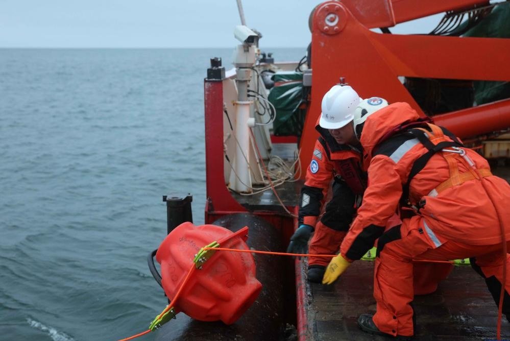 উত্তাল সমুদ্র থেকে বিশেষ বৈজ্ঞানিক যন্ত্র উদ্ধার করলো চীন