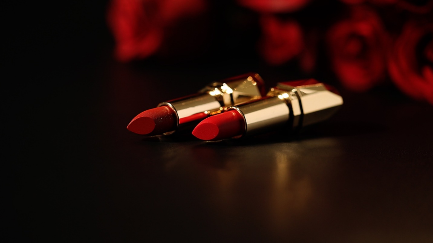 ১৪৩ দশমিক ৬ বিলিয়ন ডলারে চীনের প্রসাধনী বাজার