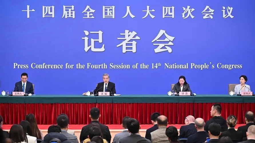 কূটনৈতিক অগ্রাধিকারে সবসময় প্রতিবেশী দেশগুলোকে গুরুত্ব দেয় চীন: ওয়াং ই