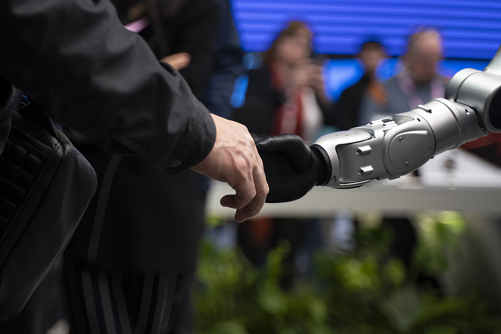 বিদেশী গণমাধ্যমে চীনের ‘দুই অধিবেশন’