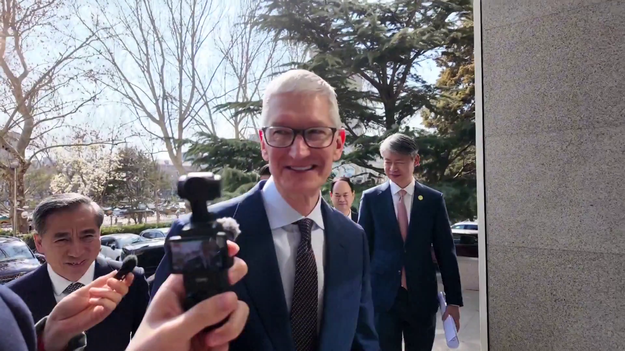 চীন সবসময় অ্যাপলের সাপ্লাই চেইনের প্রাণকেন্দ্র