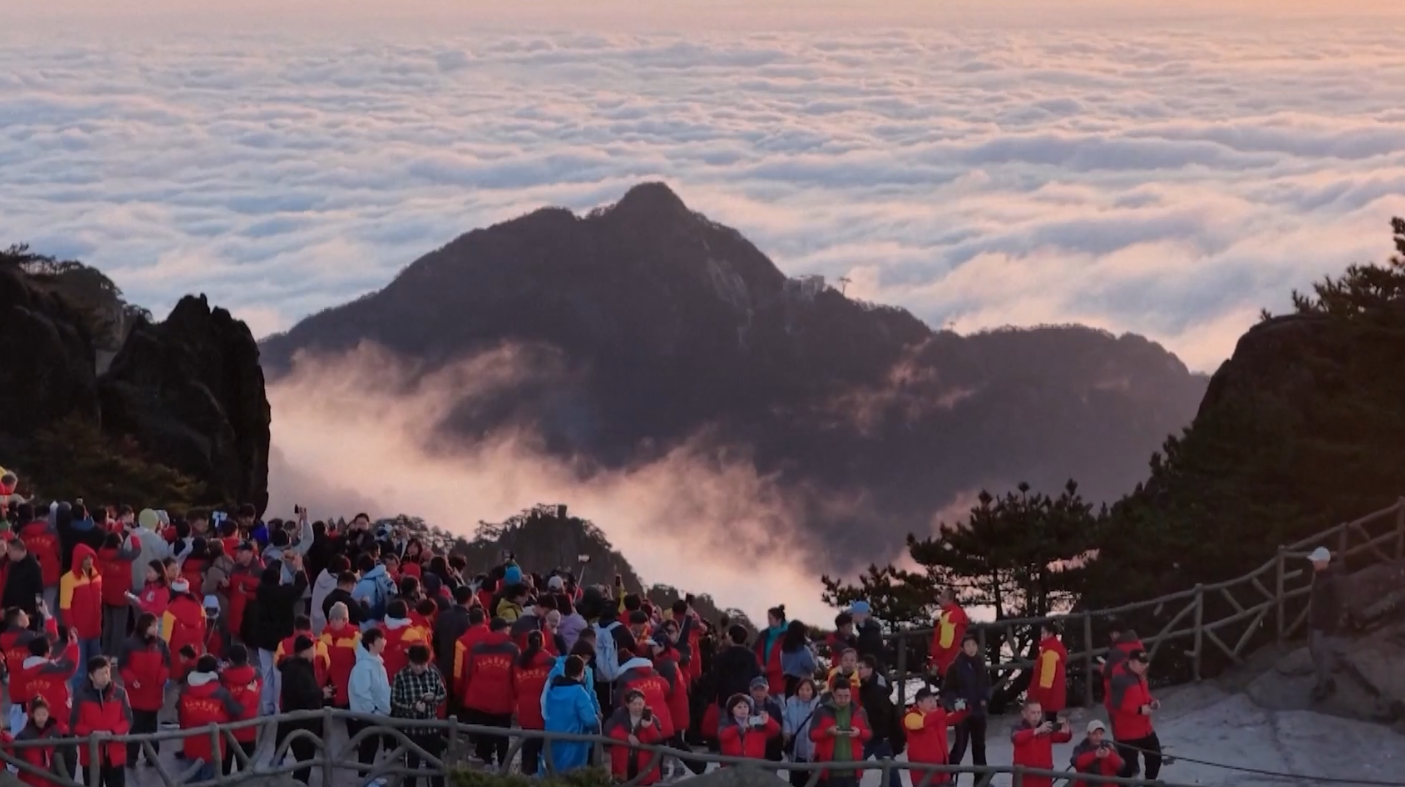 প্রযুক্তির ছোঁয়ায় বসন্তকালীন পর্যটনে নতুন আকর্ষণ
