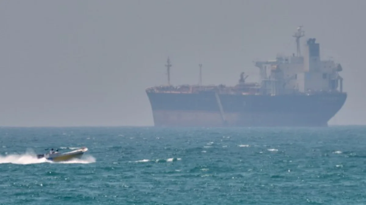 হরমুজে ইরানি পতাকাবাহী জাহাজ জব্দের দাবি যুক্তরাষ্ট্রের