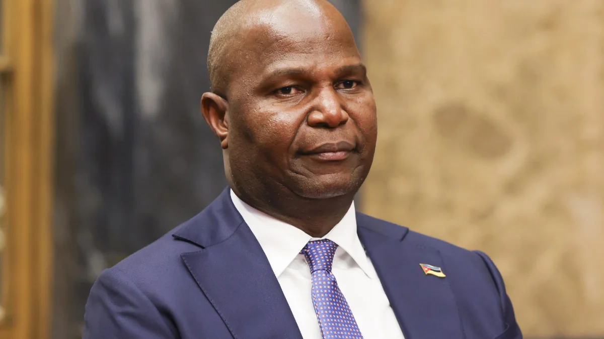 বেইজিং সফরে আসছেন মোজাম্বিকের প্রেসিডেন্ট