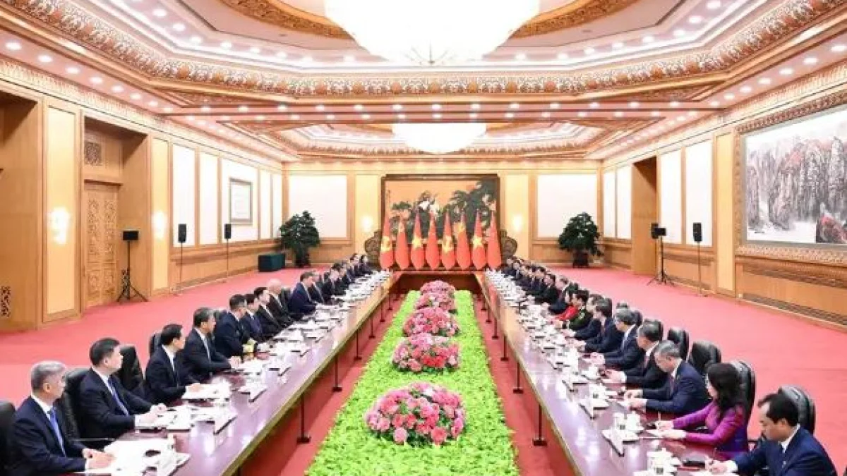 ভিয়েতনামের প্রেসিডেন্ট তো লামের সাথে বৈঠক করেছেন প্রেসিডেন্ট সি চিন পিং