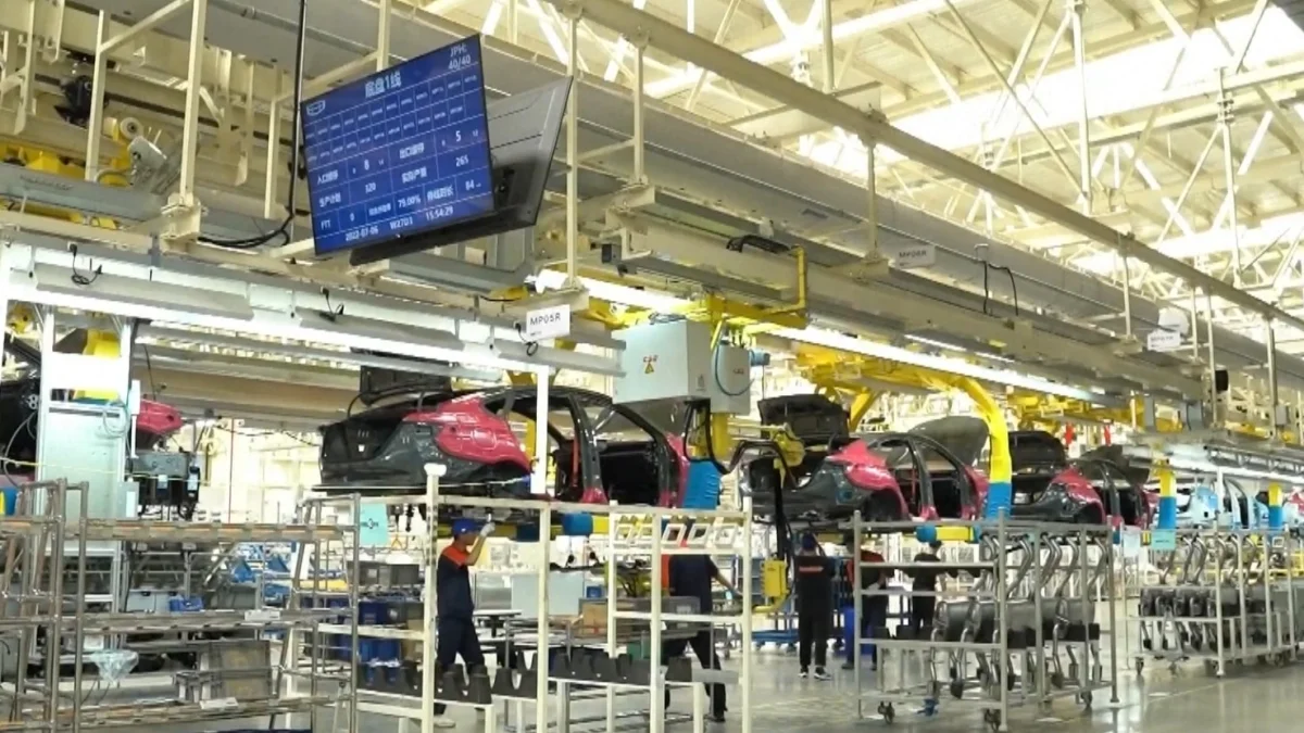 গাড়ি শিল্পে সহযোগিতা বাড়ানোর আহ্বান, ইইউ’র নীতিতে চীনের অসন্তোষ