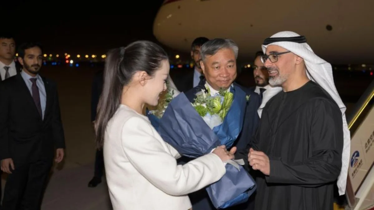 চীন সফরে বেইজিংয়ে আবুধাবির যুবরাজ