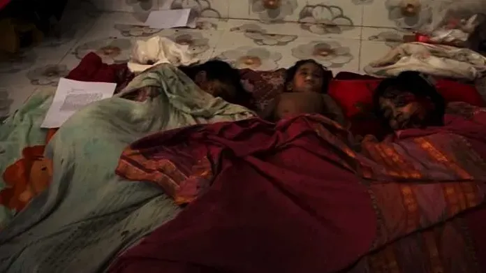 কাপাসিয়ায় প্রবাসীর স্ত্রী-সন্তানসহ ৫ জনকে গলা কেটে হত্যা‎