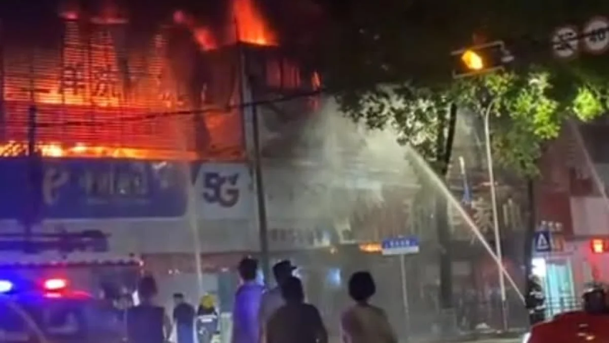 হুনানে কমিউনিটি স্টোরে অগ্নিকাণ্ডে প্রাণহানি ৫