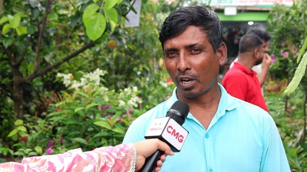 জাতীয় বৃক্ষমেলায় নজর কাড়ছে চীনা ফুল ও ফলের গাছ